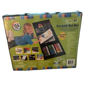 Art 101 Young @ Art Tri-fold Art Set